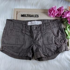 🌴HOLLISTER Low-Rise Shorts